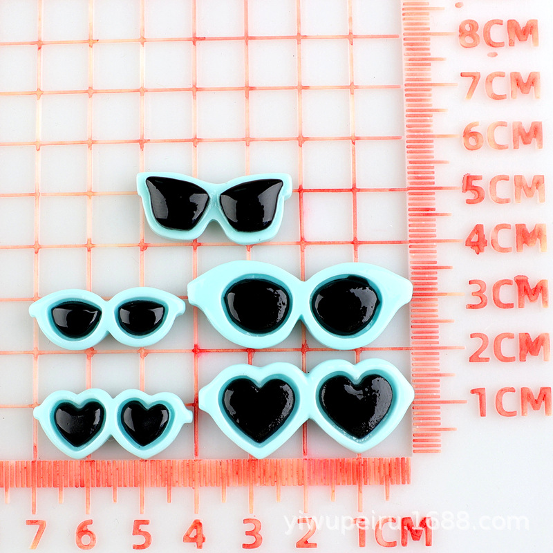 愛メガネDIY円形メガネ樹脂部品クリームゴム携帯ケースdiy頭飾り部品穴靴材料