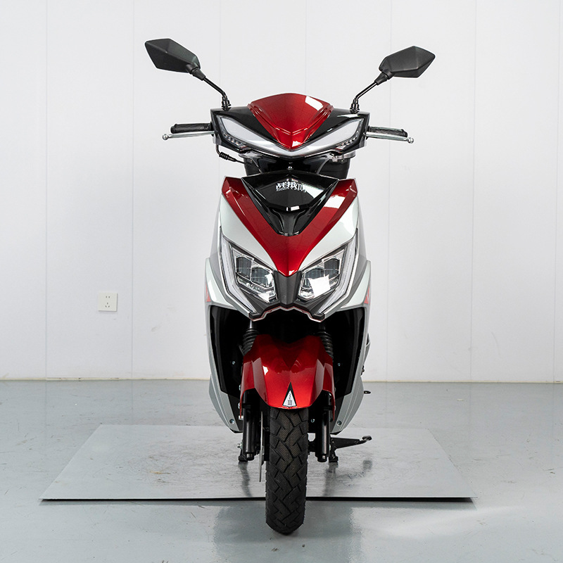 Exportaciones transfronterizas de tres generaciones de motocicletas de gasolina pedales de motocicletas de doble viaje motocicletas cool motocicletas al por mayor