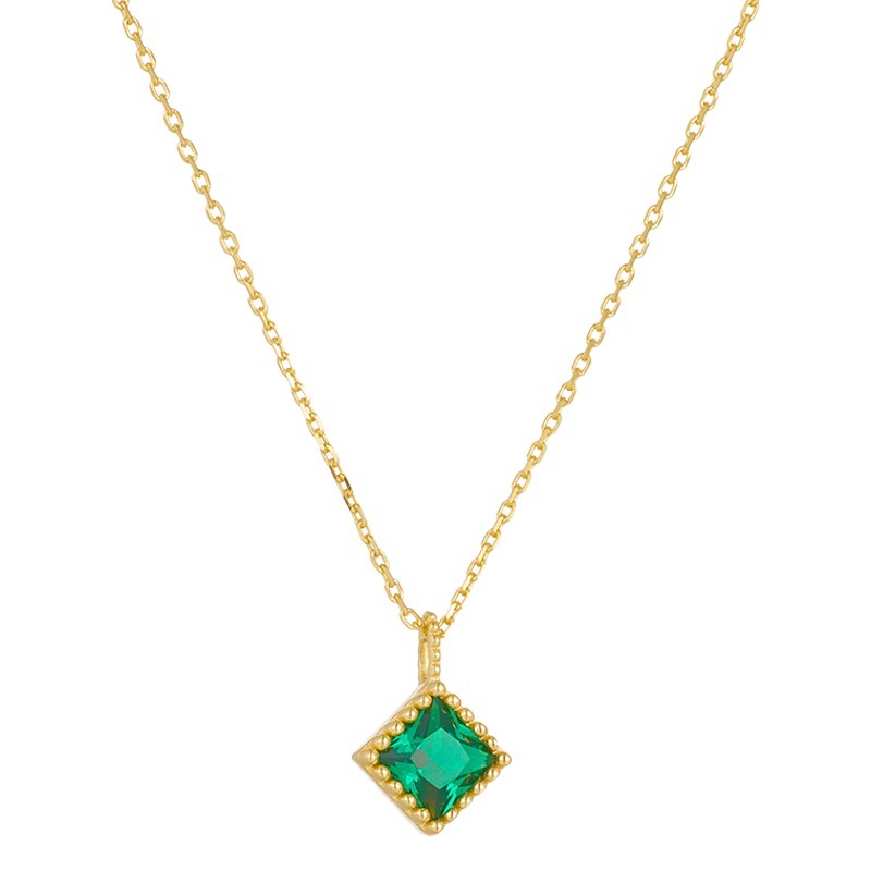 Versión coreana de ins, lujo ligero, nicho, sentido avanzado, esmeralda cuadrada geométrica, circón, colgante, collar de plata esterlina, cadena de clavícula femenina