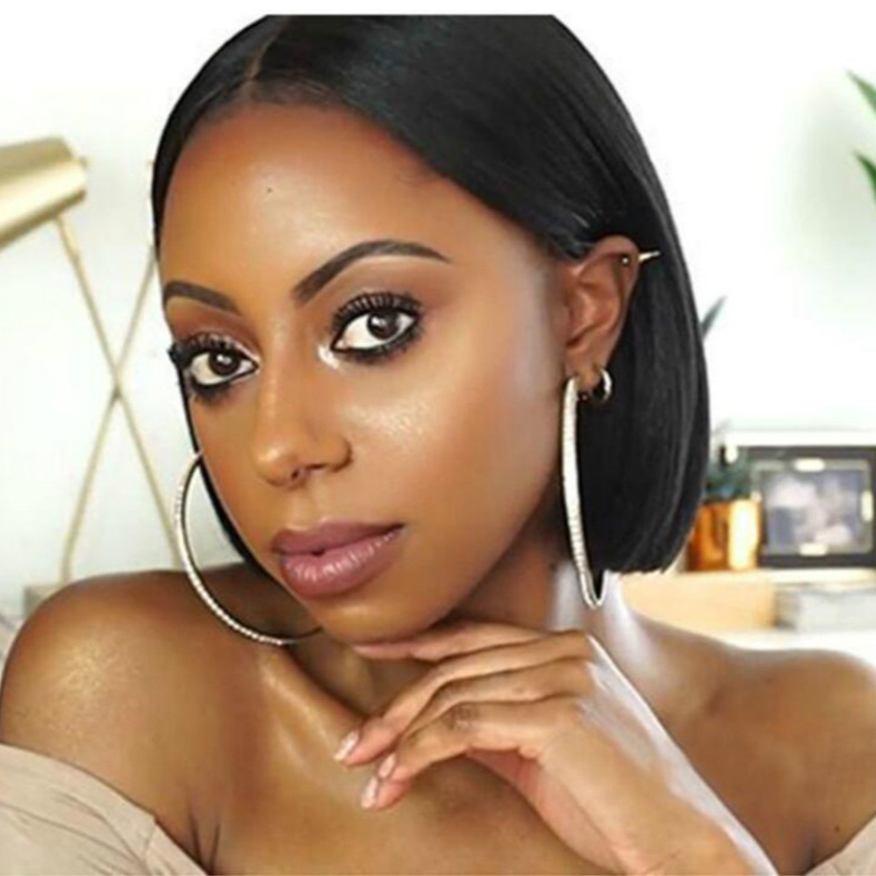 Amazon nuevos productos Europeos y estadounidenses pelucas de cabello corto y recto para mujeres negras bobbing cubierta de cabello corto y recto cubierta de cabello