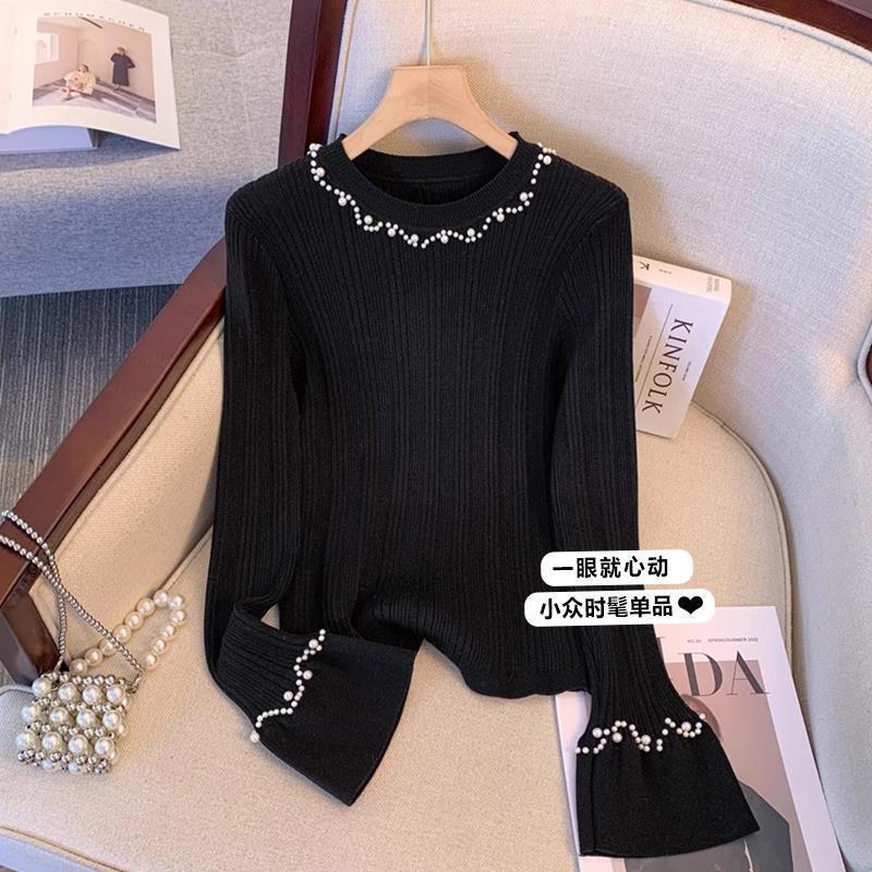 French High-end Pearl Black Knitted Base Shirt Women's Winter Slim-fit Trumpet Sleeve Elegant Sweater Top French High-end Pearl Black Knitted Base Shirt Women's Winter Slim-fit Trumpet Sleeve Elegant Sweater Top