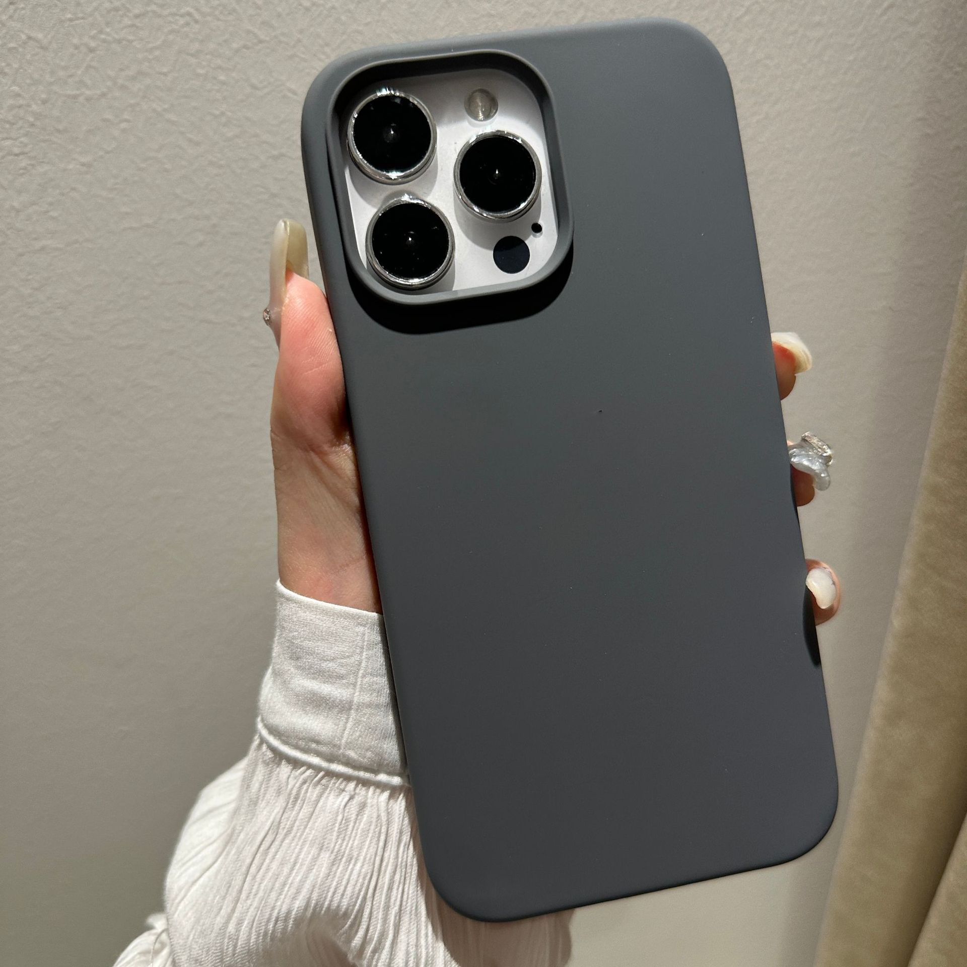 Adecuado para iphone12 funda de silicona líquida Apple 11pro piel sensación esmerilado 12max con LOGO pelusa teléfono caso