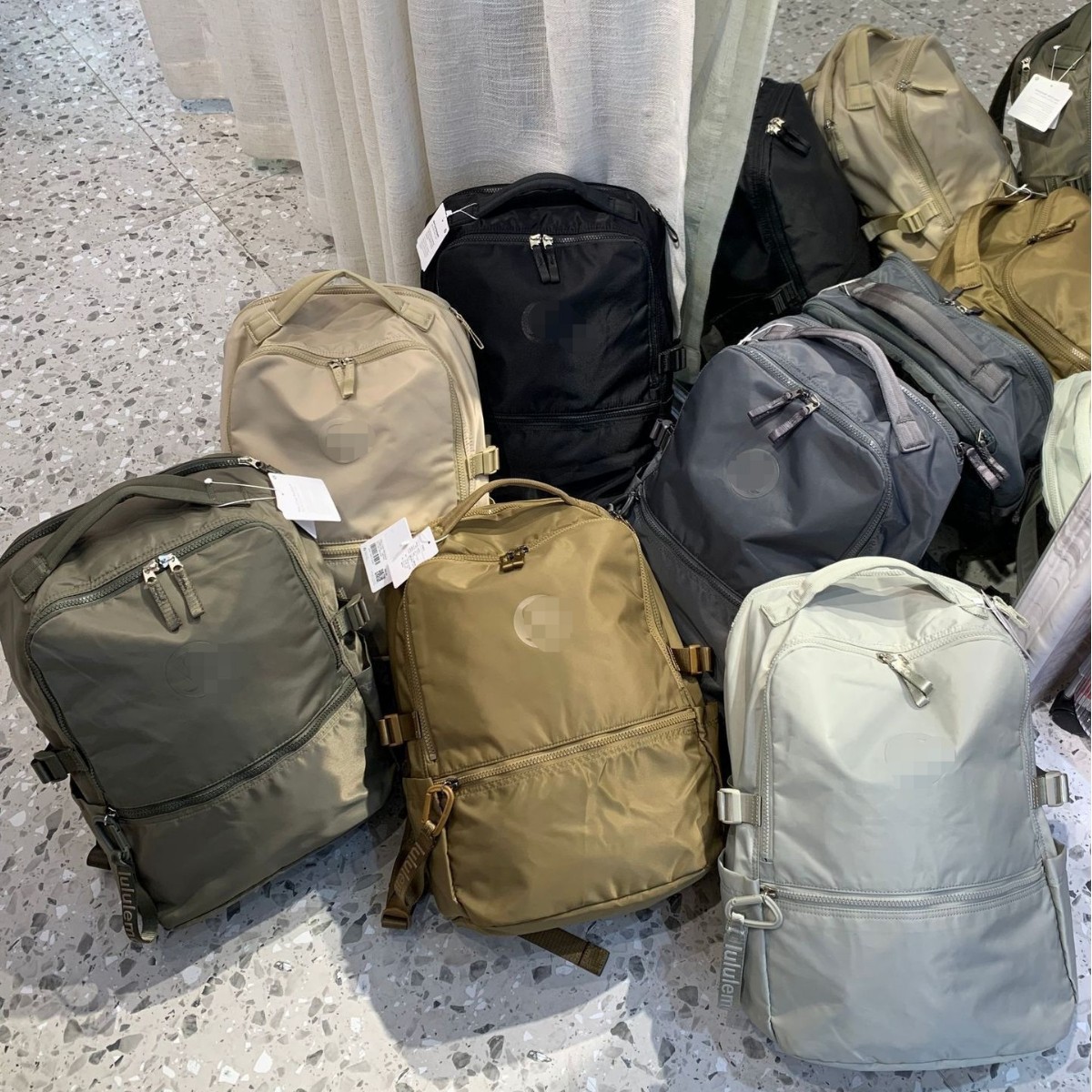 Lululemon Backpack 22L Fashionable Nylon Backpack Waterproof Outdoor Travel Leisure Large Capacity School Bag Women's Bag