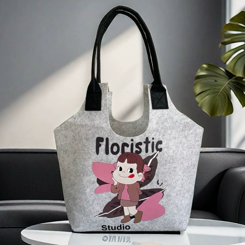Capacious cartoon handheld linen bag, internet celebrity