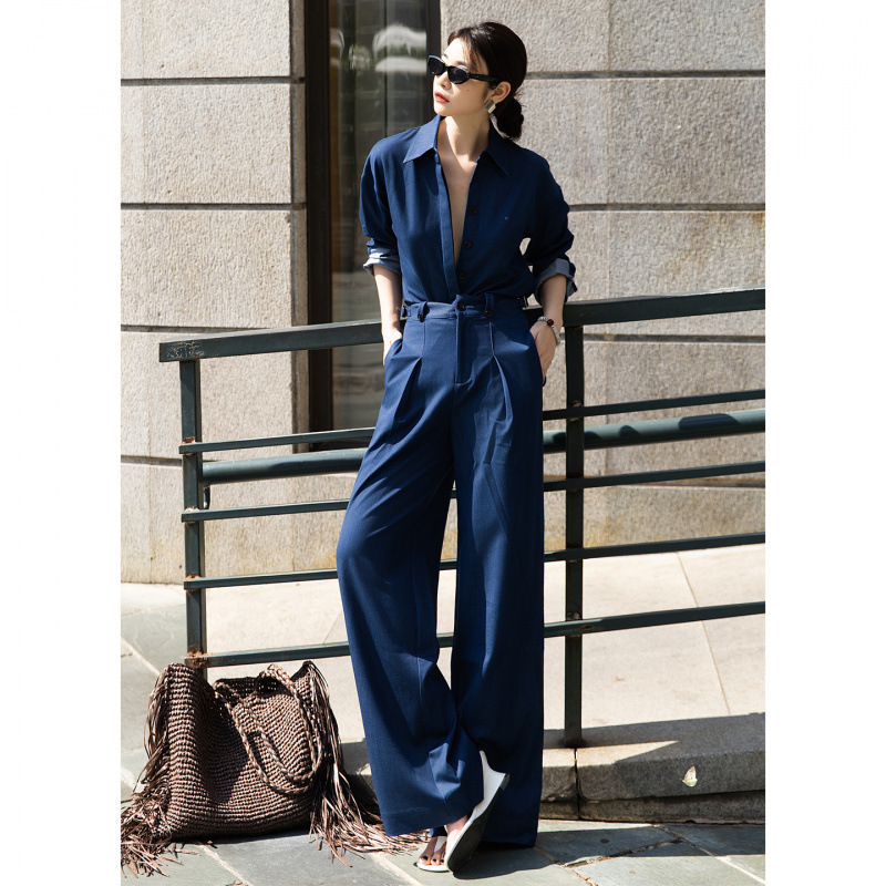 2026 Early Spring New European Style Dark Blue Denim Shirt and Pants Set, Relaxed and Fashionable, Elegant and Slimming Goddess Look 2026 Early Spring New European Style Dark Blue Denim Shirt and Pants Set, Relaxed and Fashionable, Elegant and Slimming Goddess Look