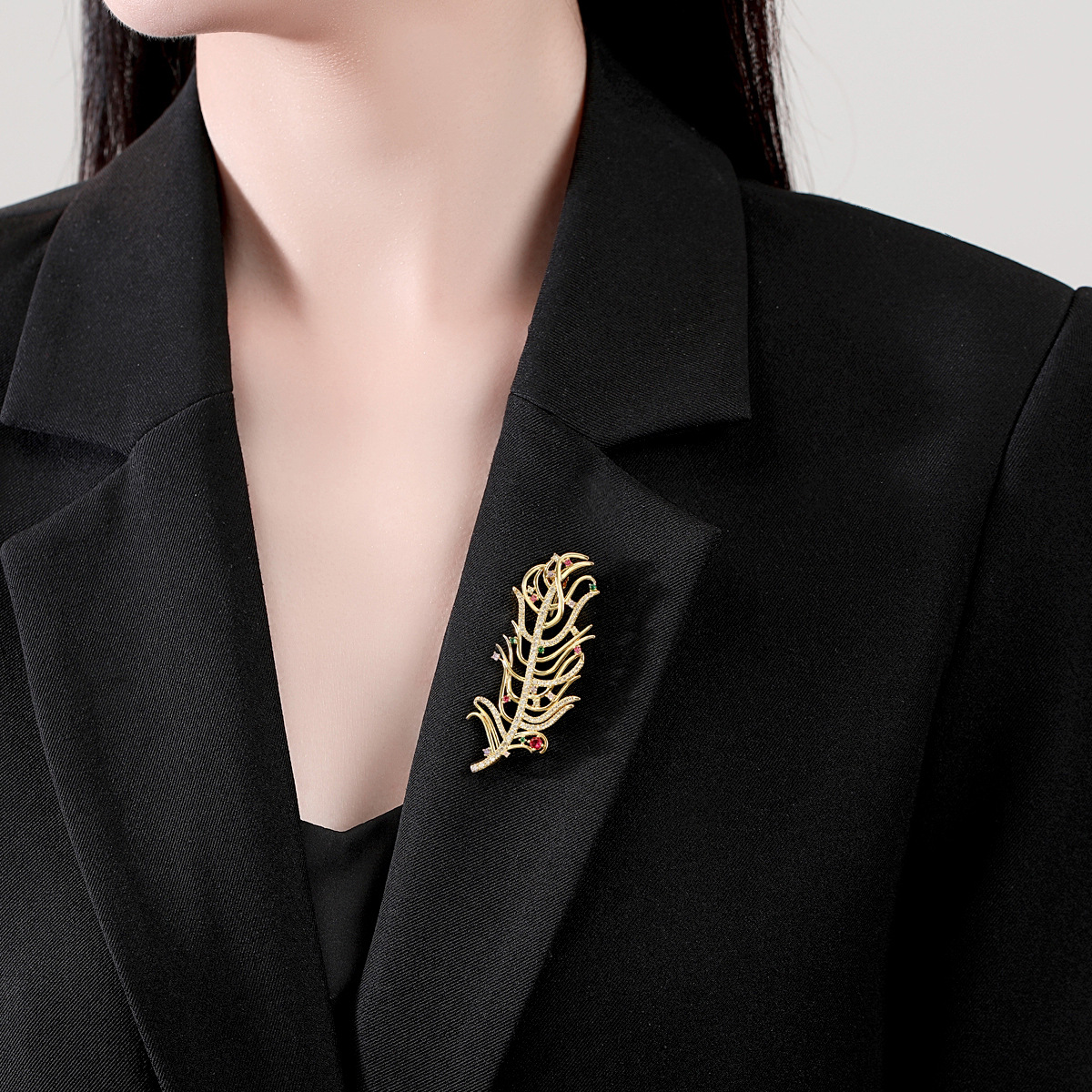 Modische Feder Brosche Mit Buntem Zirkonia Für Damen_voghion.com