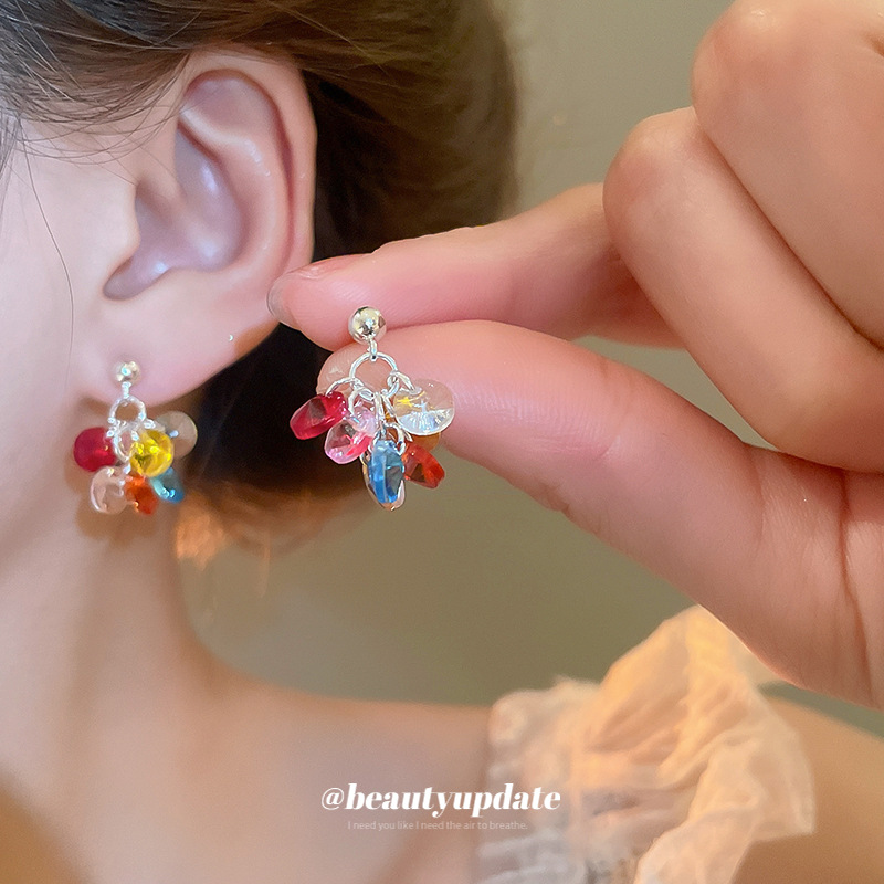 Pendientes de borla de color dopamina con aguja de plata, pendientes dulces y versátiles, pendientes de moda de temperamento de lujo ligero y de alta gama