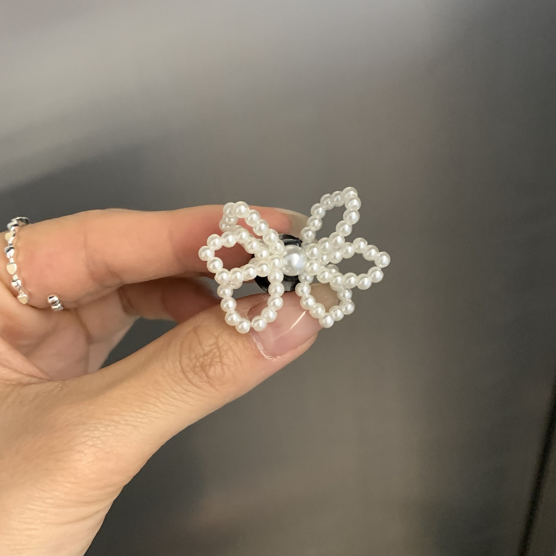 Original nuevo estilo suave púrpura mariposa flor flor agujero zapatos flor primavera y verano hebilla de zapatos accesorios desmontables de bricolaje