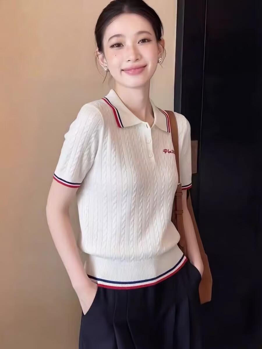Áo thun polo nữ cổ bẻ sọc kẻ Hàn Quốc form gọn — trắng