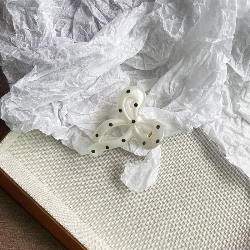 个性黑白波点小号抓夹可爱蝴蝶结交叉鲨鱼夹复古小香风发抓碎发夹|undefined