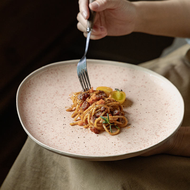 Plato de cerámica de alto valor de cara, platos de postre, platos de comida exquisitos, platos de pasta, platos domésticos, platos de platos grandes