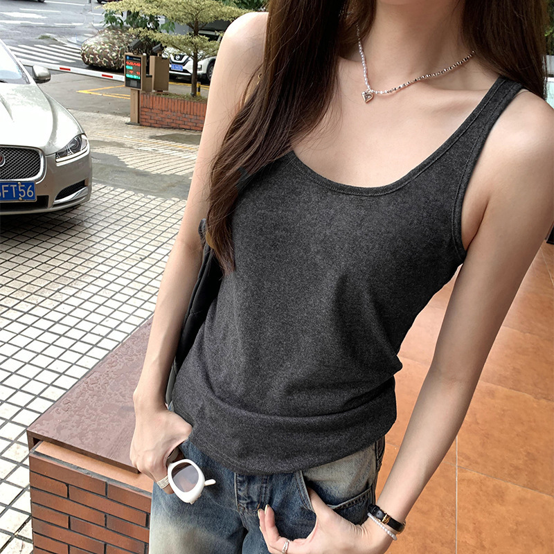 European-Style In-Stock Pure Desire Beach Workwear Sports Vest 2026 Spring/Summer U-Neck White Inner Wear Sleeveless Top