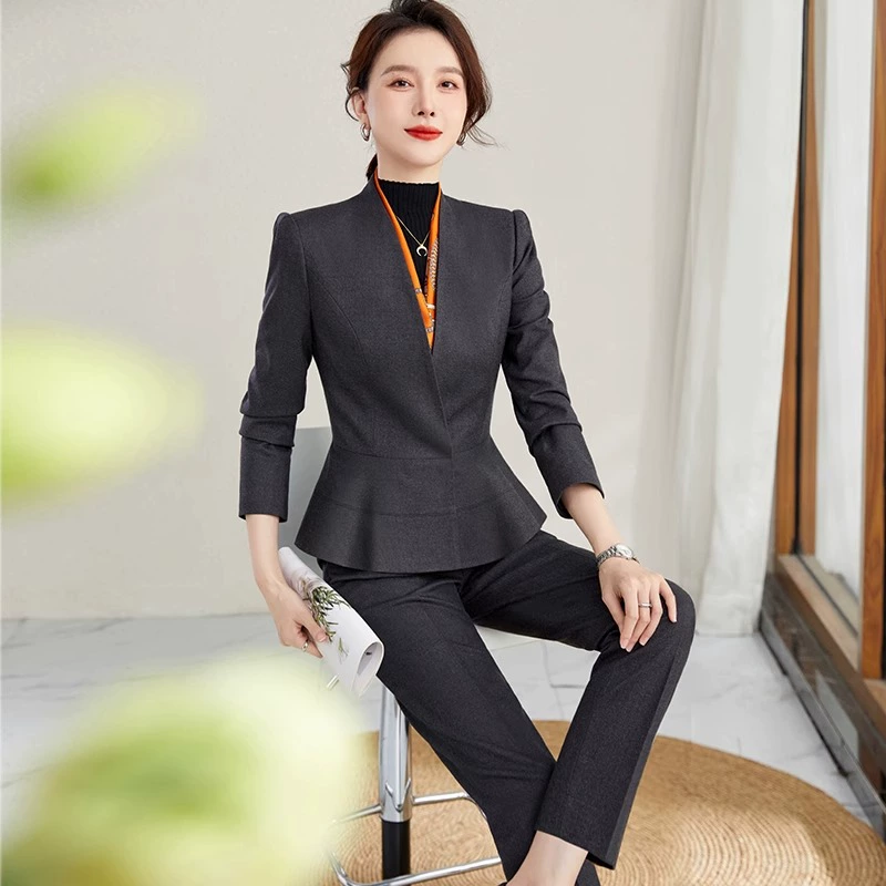Женский костюм для осени и зимы, утепленный, подходит для салонов красоты, ювелирных магазинов, рабочей одежды, ведущих и президентов конференций.