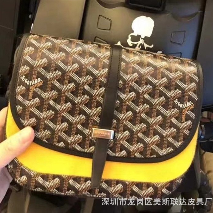 goyar戈雅邮差包狗牙PVC配牛皮肩带斜跨包单扣高雅德Ins包