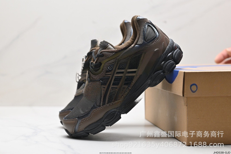莆田卸売純粋なオリジナル Gel-NYC2055 耐摩耗性スプライシングメッシュ通気性お父さん靴滑り止めクッションランニングシューズ|undefined