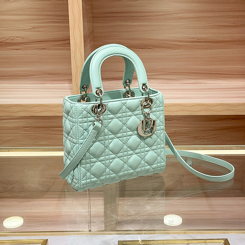 Nuevo bolso Dai Fei transfronterizo 2025 verano súper fuego ligero lujo nicho de alta gama sentido bolso cuadrado pequeño rombo de moda