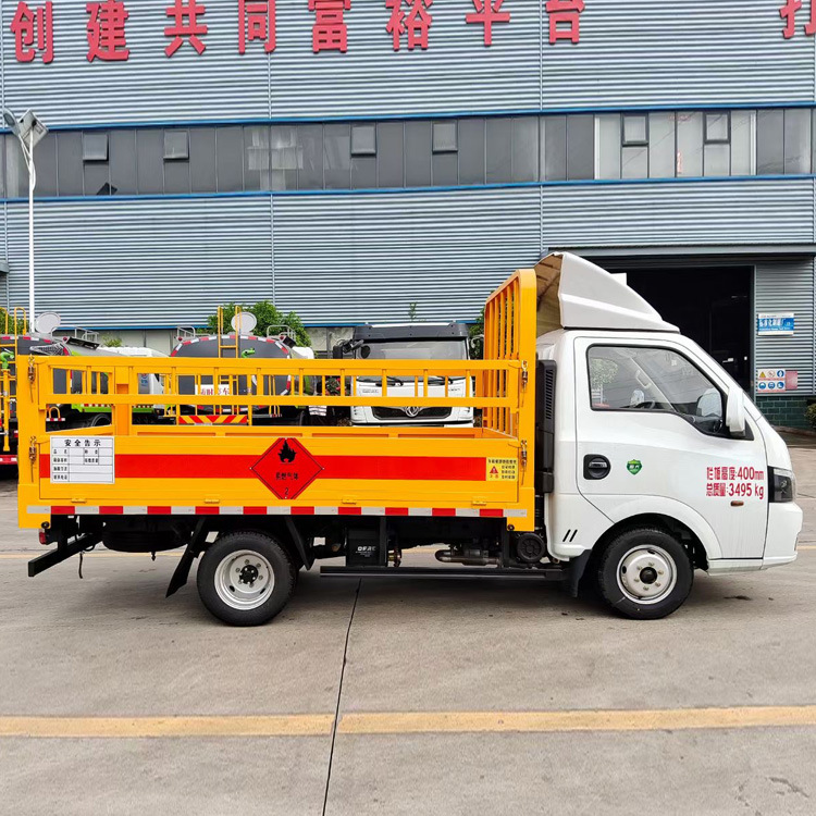 东风天锦5米1危运车危货车1类危险品厢式运输车价格便宜
