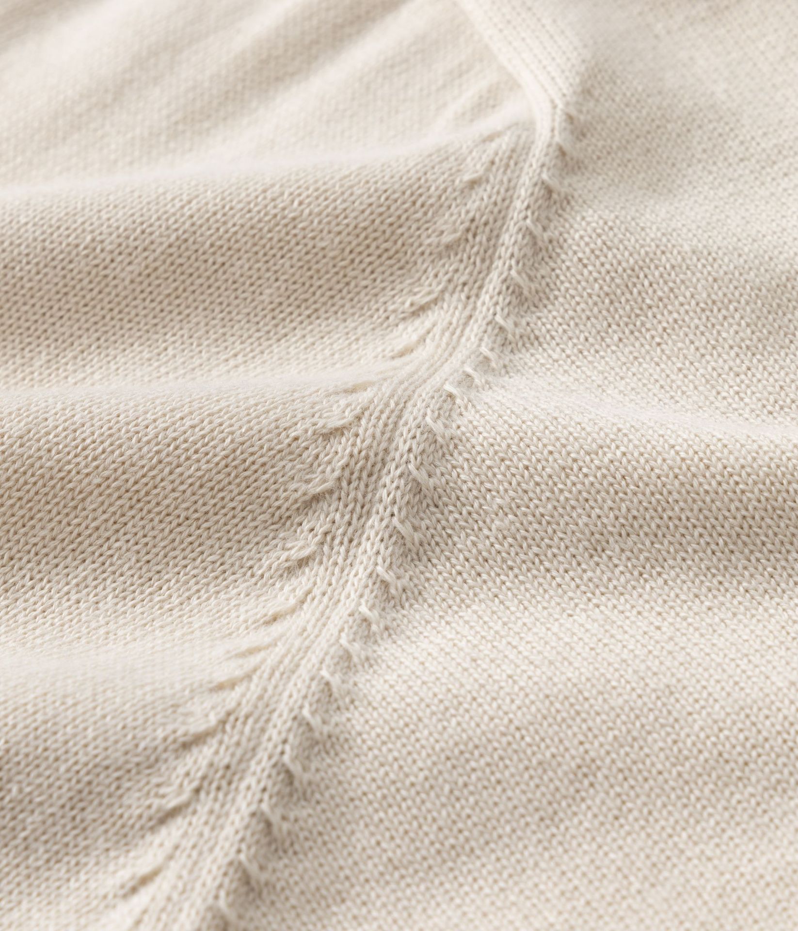 Klassischer V-Ausschnitt-Wollpullover – Zeitloser Strickpullover für Damen und Herren, Herbst-Winter-Freizeitmode (Beige) – S/M/L/XL_voghion.com