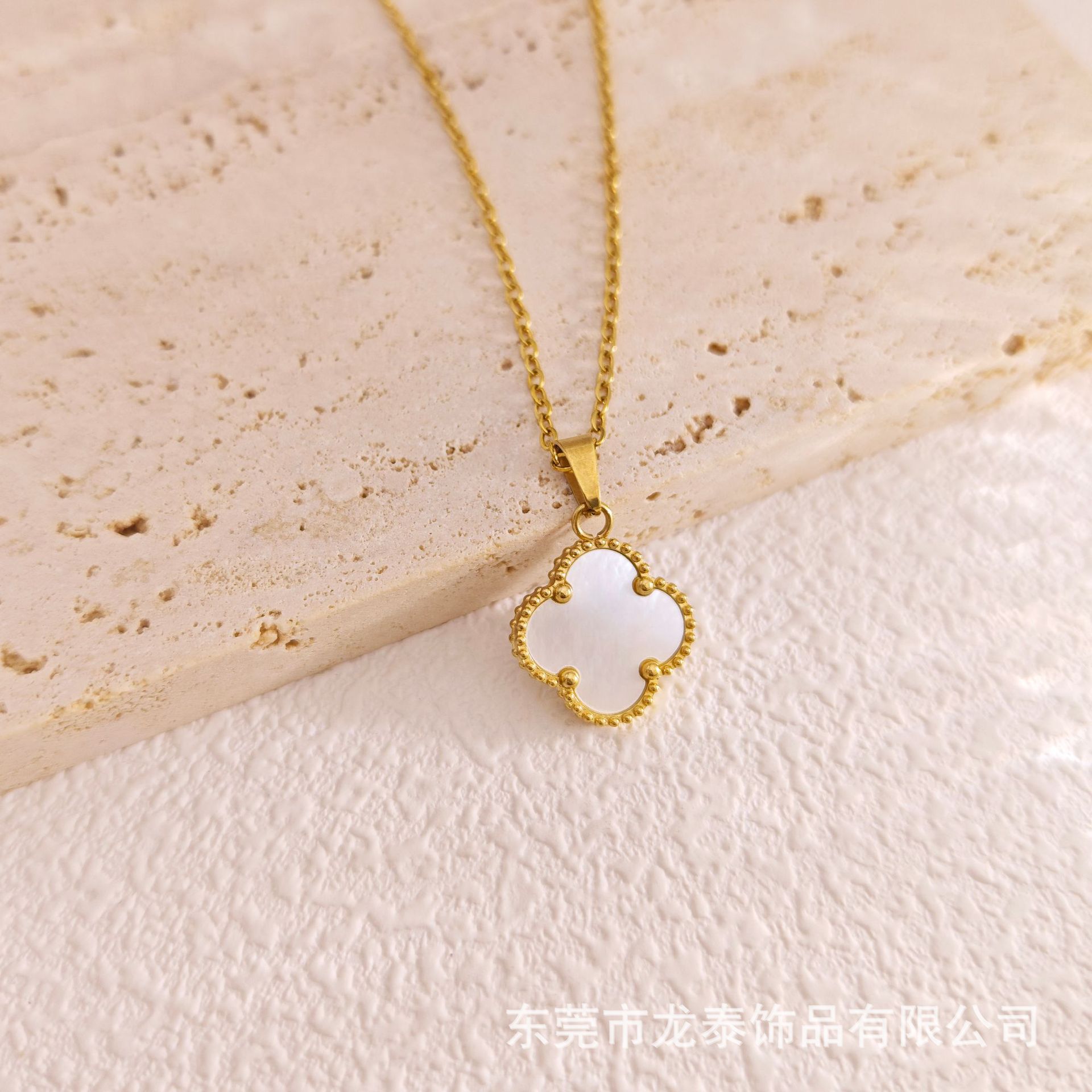 화이트 진짜 진주 목걸이