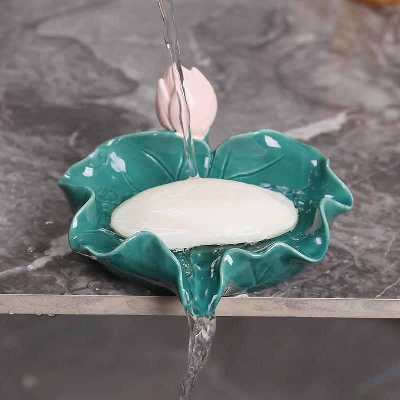 Ceramic Lotus Soap Box Creative Bathroom Rack Drain Household Soap Box Soap Dish Craft Ornaments