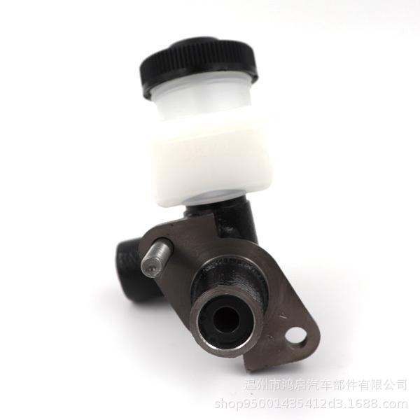 Suitable for Mazda Mx-5 clutch master cylinder B425-41-400 NM00477 123313456