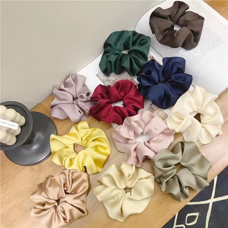 Simple Style Commute Solid Color Cloth Handmade Pleated Hair Tie display picture 2