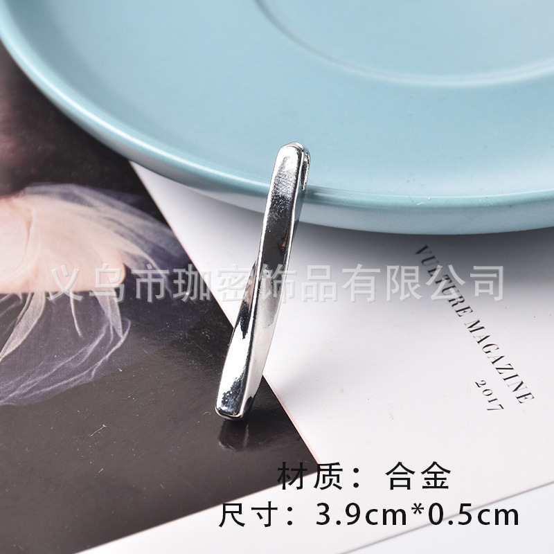 Collar de calle europeo y americano moda masculina hip hop estilo frío todo partido Internet celebridad aleación personalidad moda femenina ins suéter cadena colgante