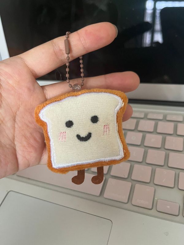 ネットで話題のチェリーパピーぬいぐるみキーホルダー、飾り、靴や服のアクセサリー、ブローチ、ペンダント|undefined