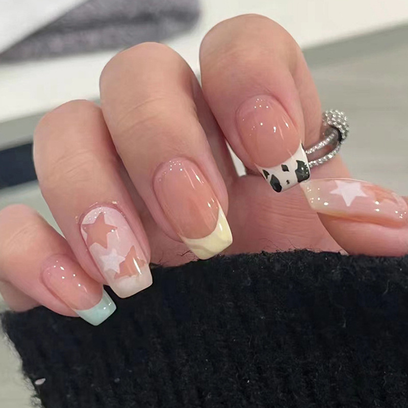 Star French Short Wearing Nail Piece Dairy Pattern Color Mix and Match Nail Art Patch Natural Fit Finished Fake Nail