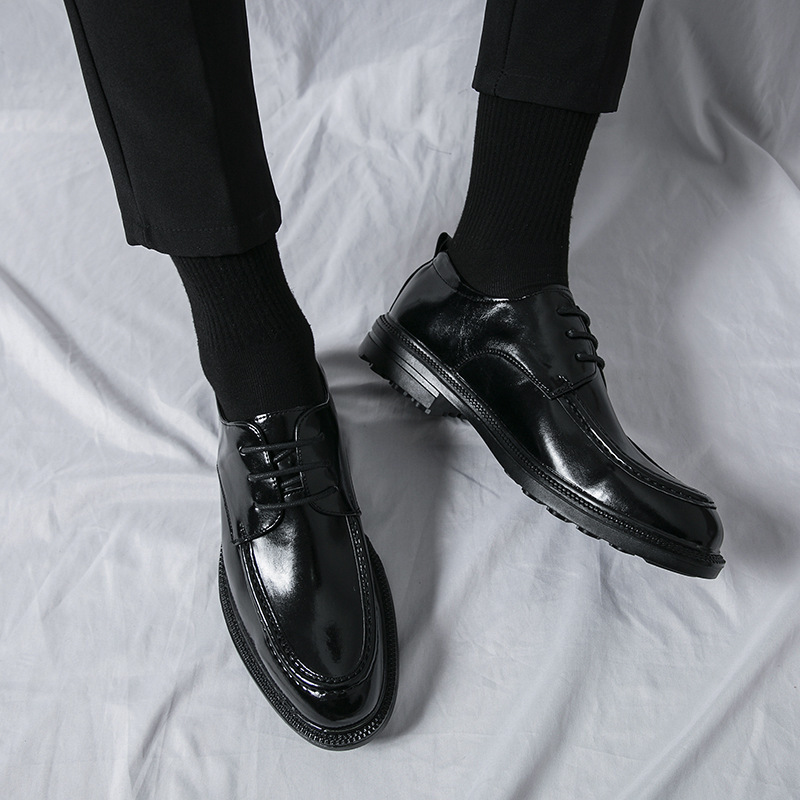 Transfronterizos de tamaño 46 zapatos de hombre zapatos de cuero de hombre zapatos de piel brillante de negocios peluqueros de altura de suela gruesa zapatos de hombre