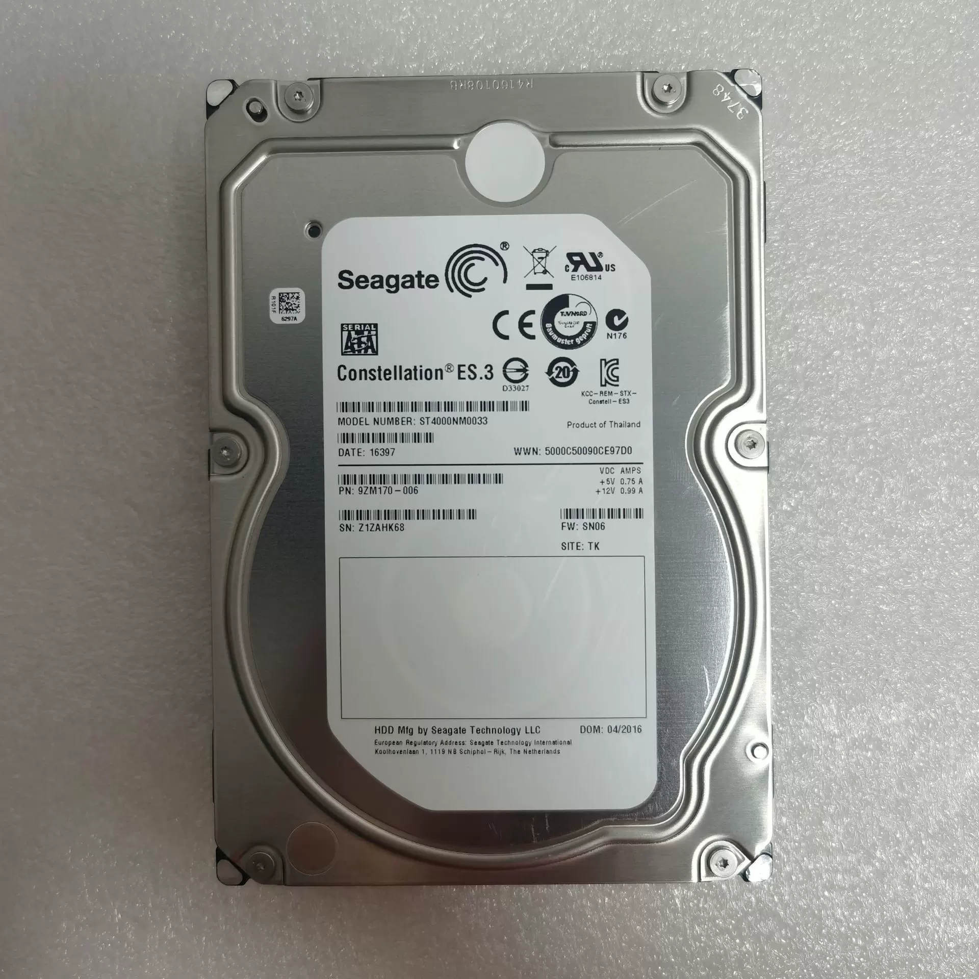 ST4000NM0033  企业级机械硬盘  4TB  SATA  7200PRM  拆机盘