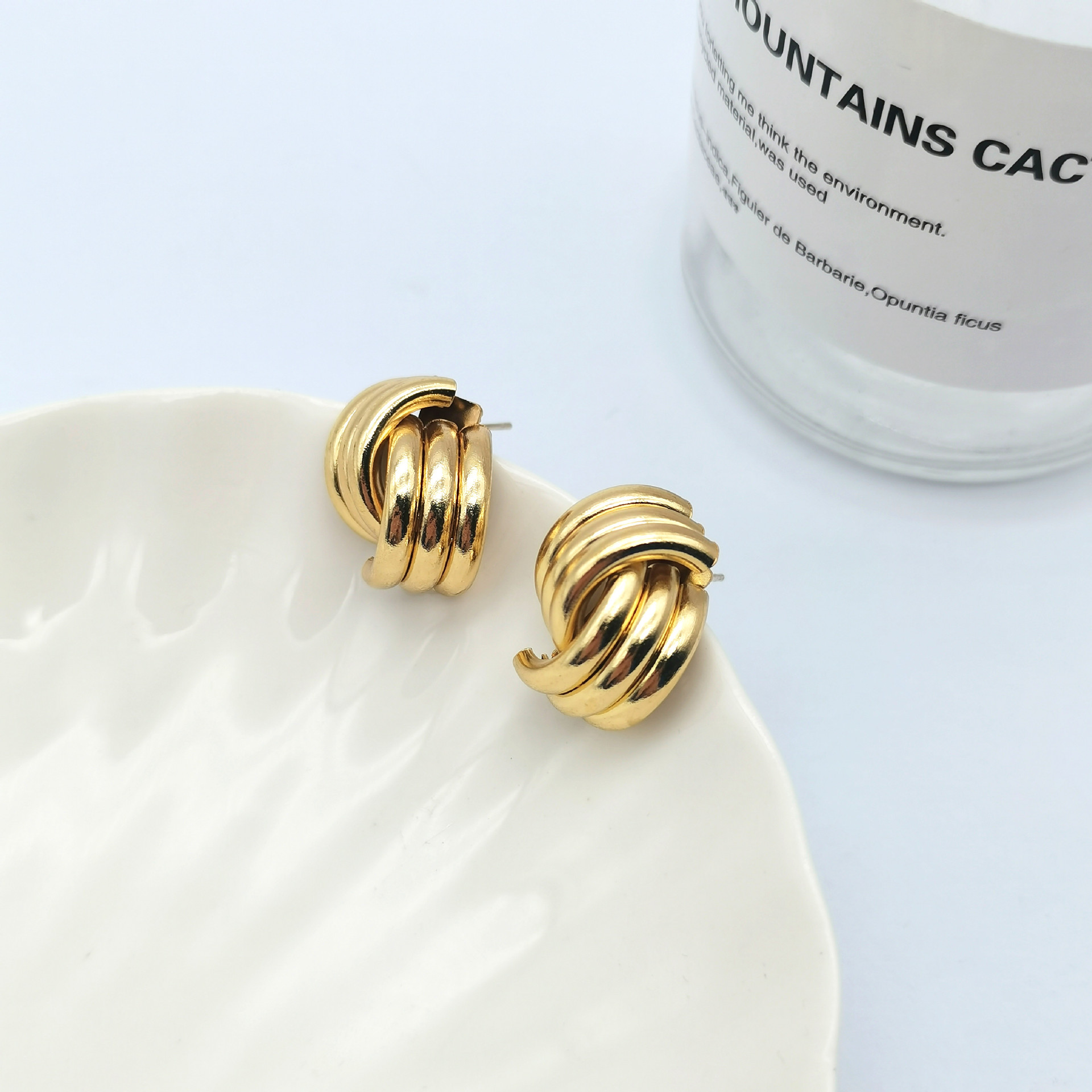 Simple Style Geometric Stripe Alloy Plating Earrings display picture 2