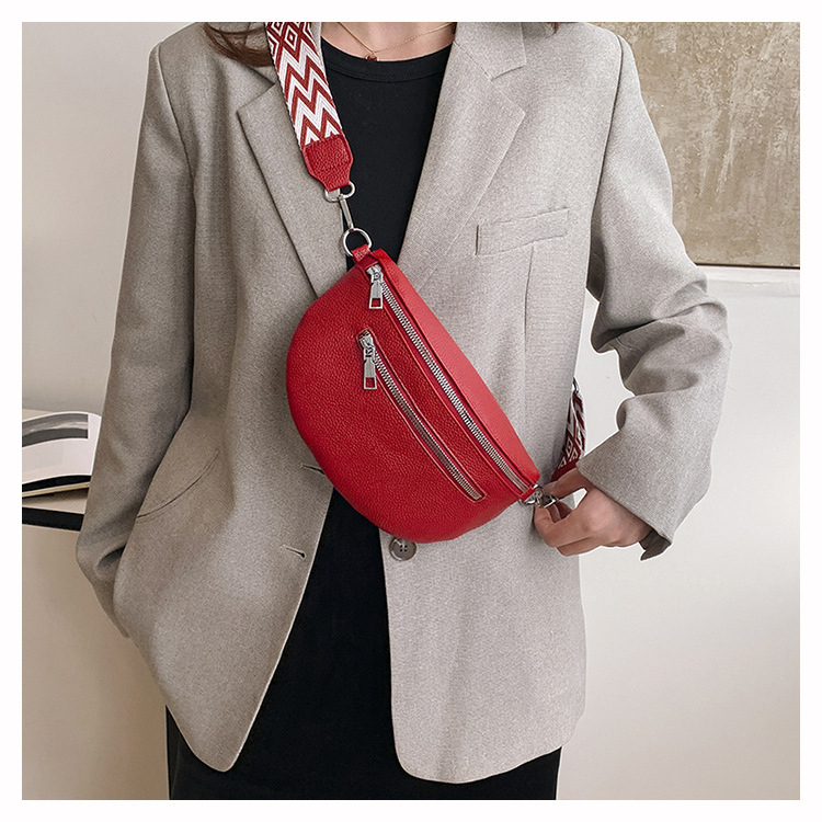 Women's Streetwear Solid Color Pu Leather Waist Bags display picture 16