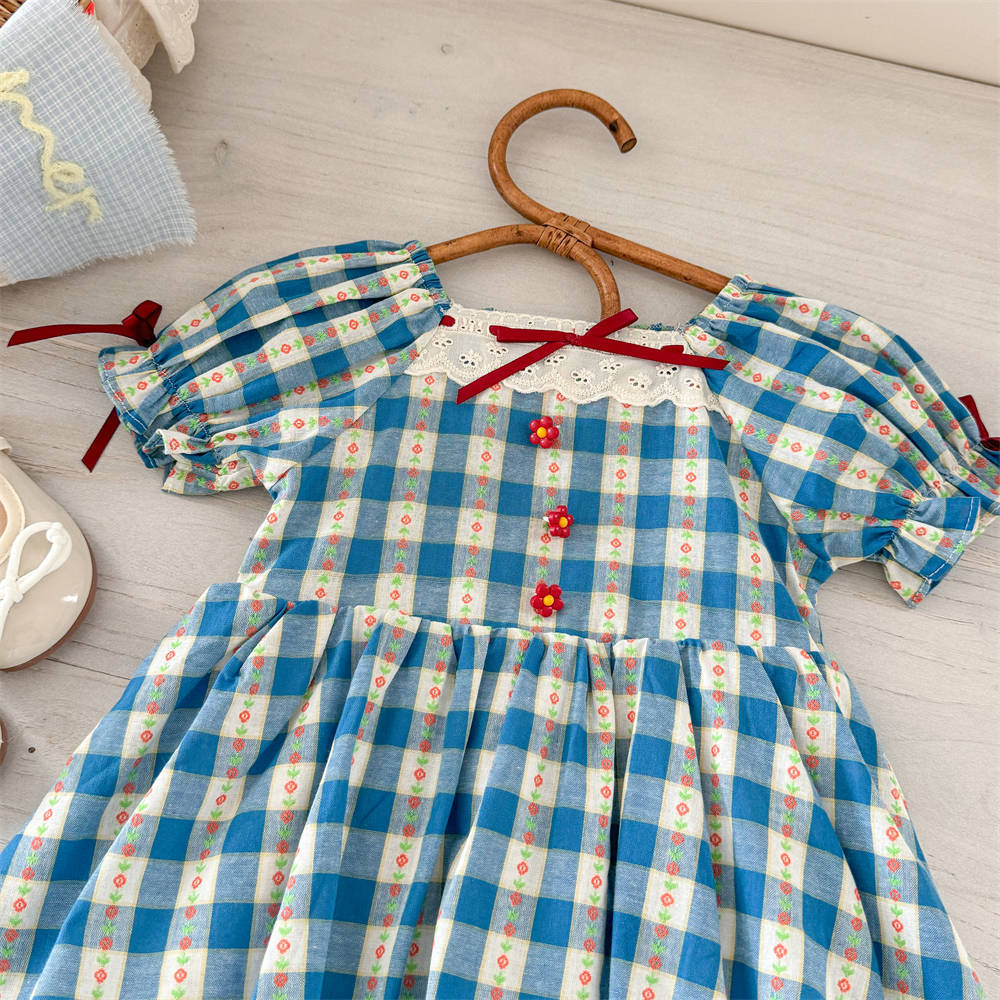 Vestido de siete niñas de limón salado Falda de capullo de flor francesa de manga corta a cuadros azules Nuevo estilo de verano Falda de capullo de flor de niña de jardín de infantes