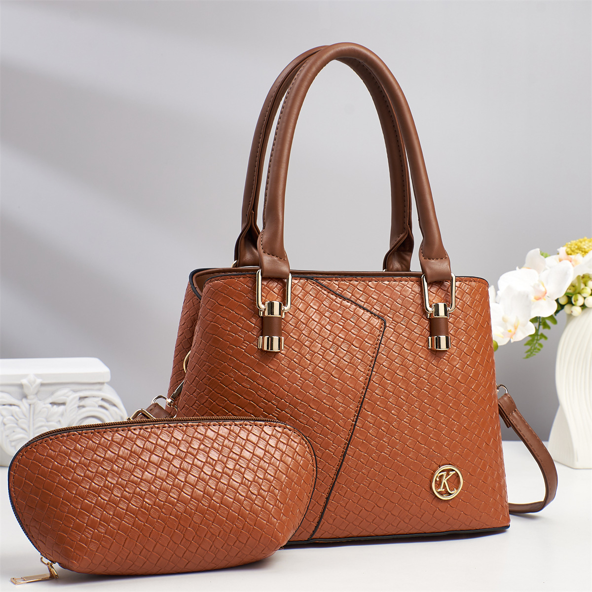 2025 nuevo bolso de mujer portátil transfronterizo de gran capacidad moda cuero brillante patrón de serpiente costura bolso de un solo hombro