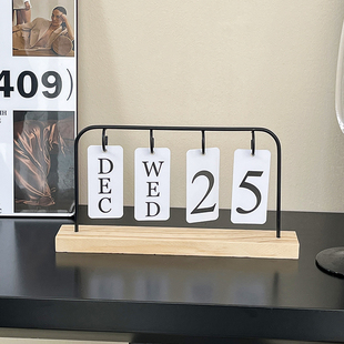 2025 High-Value Natural Wood Calendar Ornament Creative Desk Calendar Date Sign Entrance Dining Table Decoration Photography Prop