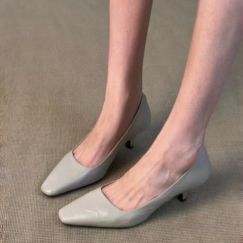 2026 New Square-Toe Shallow-Heel Women's Shoes, Soft Sole, Mid-Heel, Commuting Professional Shoes, Simple and Versatile Gray High Heels 2026 New Square-Toe Shallow-Heel Women's Shoes, Soft Sole, Mid-Heel, Commuting Professional Shoes, Simple and Versatile Gray High Heels