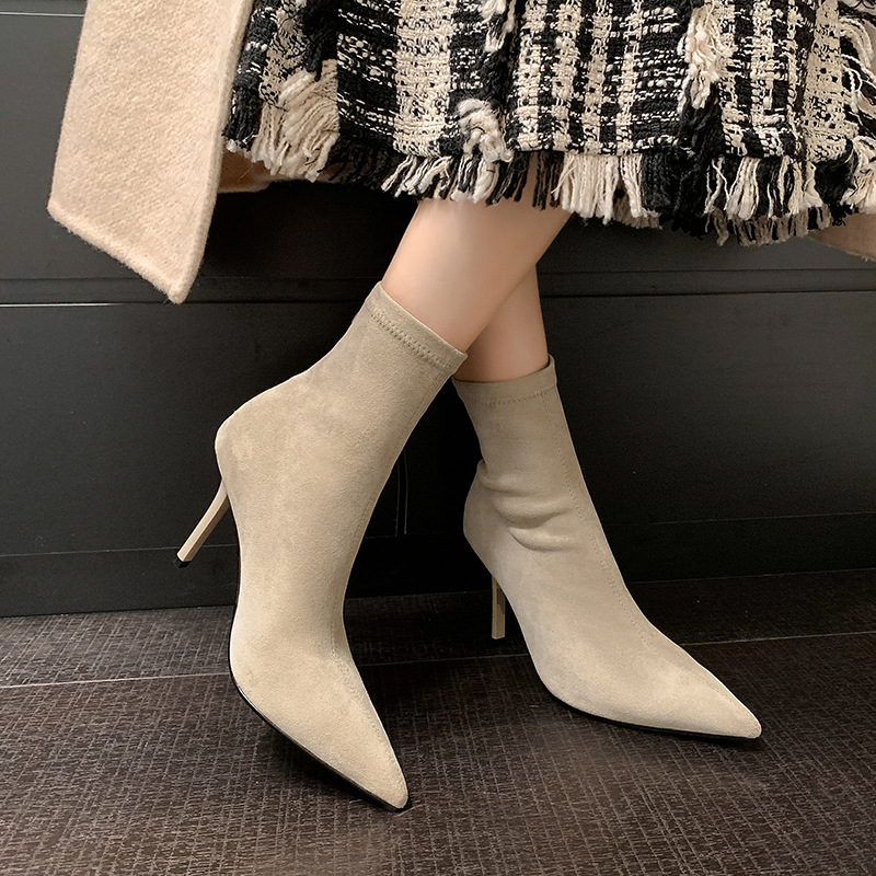 Lớp lót đơn kaki ống ngắn