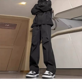 男式牛仔裤;男式夹克;男式休闲裤