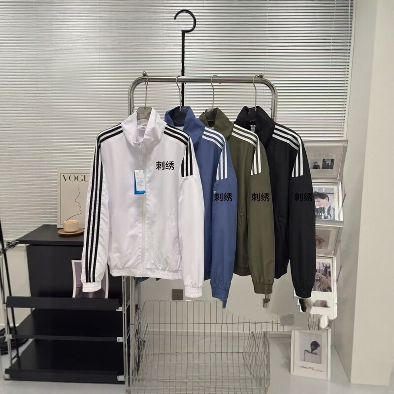 Three-stripe stand-up collar jacket for men, spring and autumn sports coat, casual versatile embroidered couple's jacket