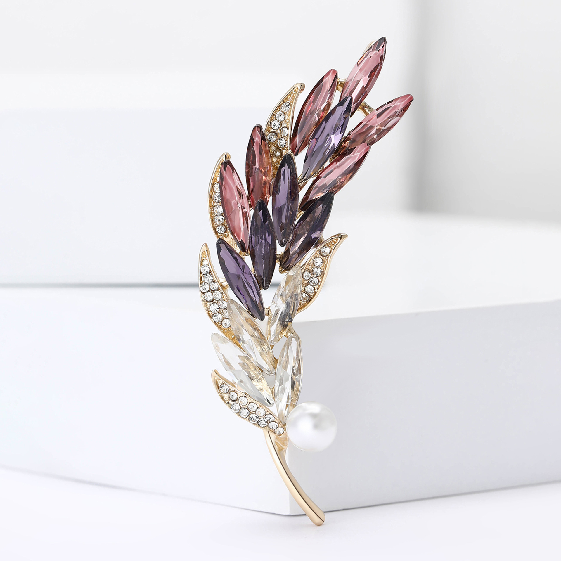 Holiday Occasion Elegant Pin Feather Alloy Inlay Zircon Women's Brooches