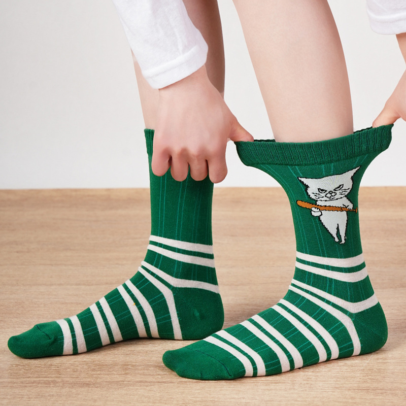 Original Quirky Middle Finger Cat Cotton Socks for Men and Women, Cute Abstract Illustration Cartoon Mid-Calf Socks, Fun Retro Stripes Original Quirky Middle Finger Cat Cotton Socks for Men and Women, Cute Abstract Illustration Cartoon Mid-Calf Socks, Fun Retro Stripes