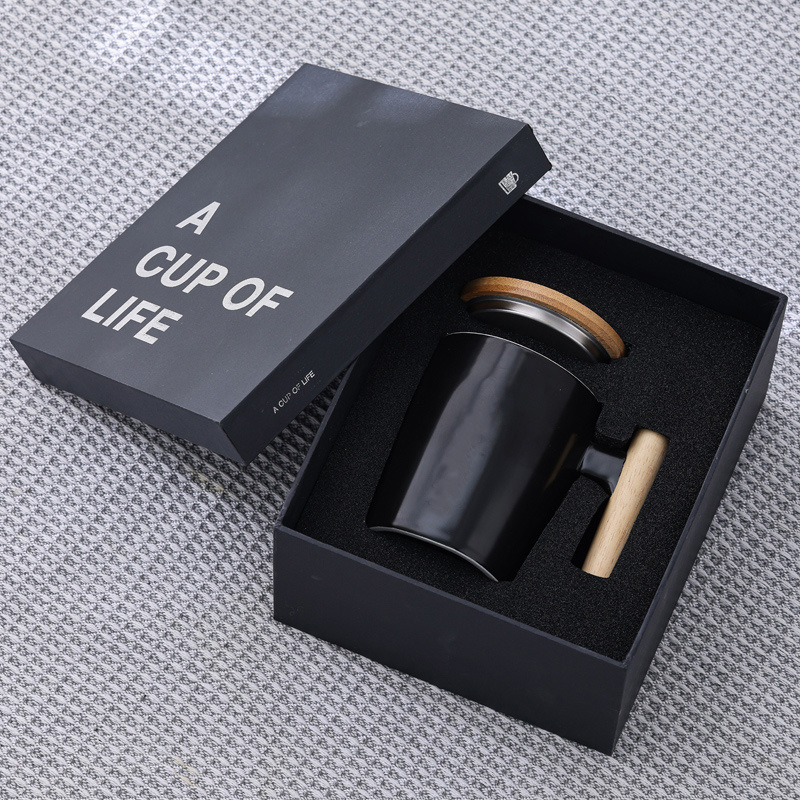 Negro mate + tapa de bambú con bolsa de regalo negra