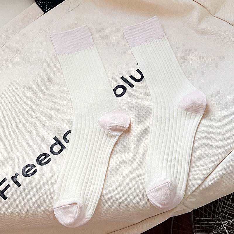 Otoño e Invierno nuevas mujeres de contraste de color doble aguja calcetines de algodón poco Libro Rojo ins calcetines de moda japonés simple pila media pantorrilla calcetines Casuales