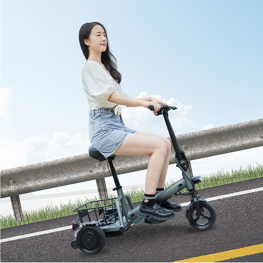 Cross-Border Amazon Dropshipping Aluminum Alloy Lightweight Folding Electric Three-Wheel Scooter for the Elderly Home Lithium Battery Car