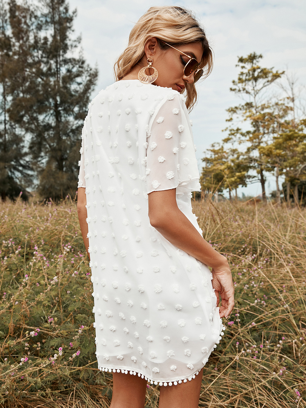 تنورة نسائية بأكمام قصيرة لربيع وصيف فستان  أبيض من قماش الجاكار المنقوش display picture 3