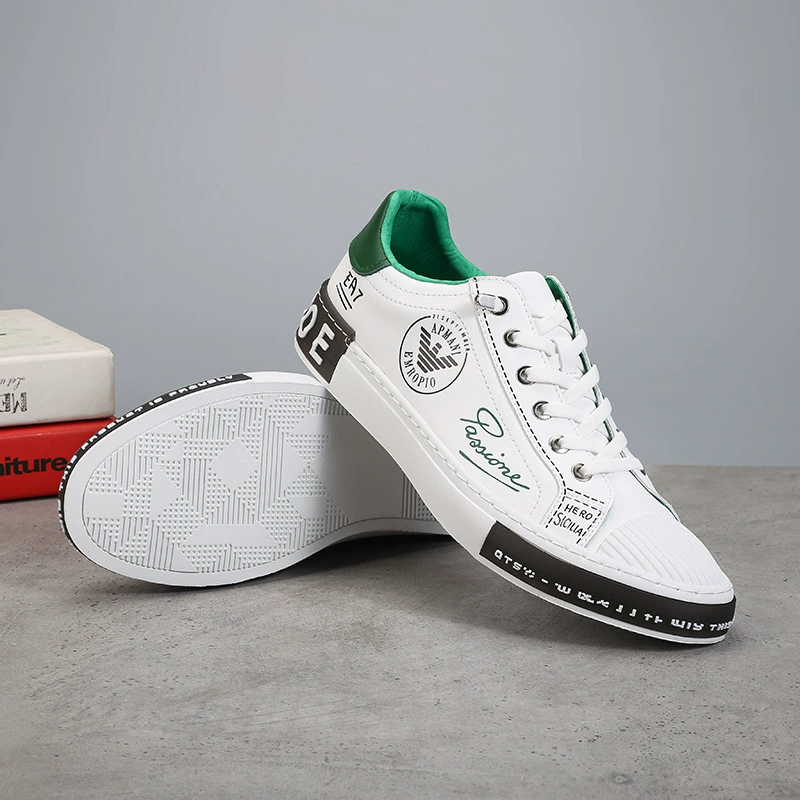 Новые модные повседневные мужские туфли на плоской подошве, модные брендовые универсальные туфли для досок, мужские нежные высококачественные белые туфли в Корейском стиле с принтом, мужские