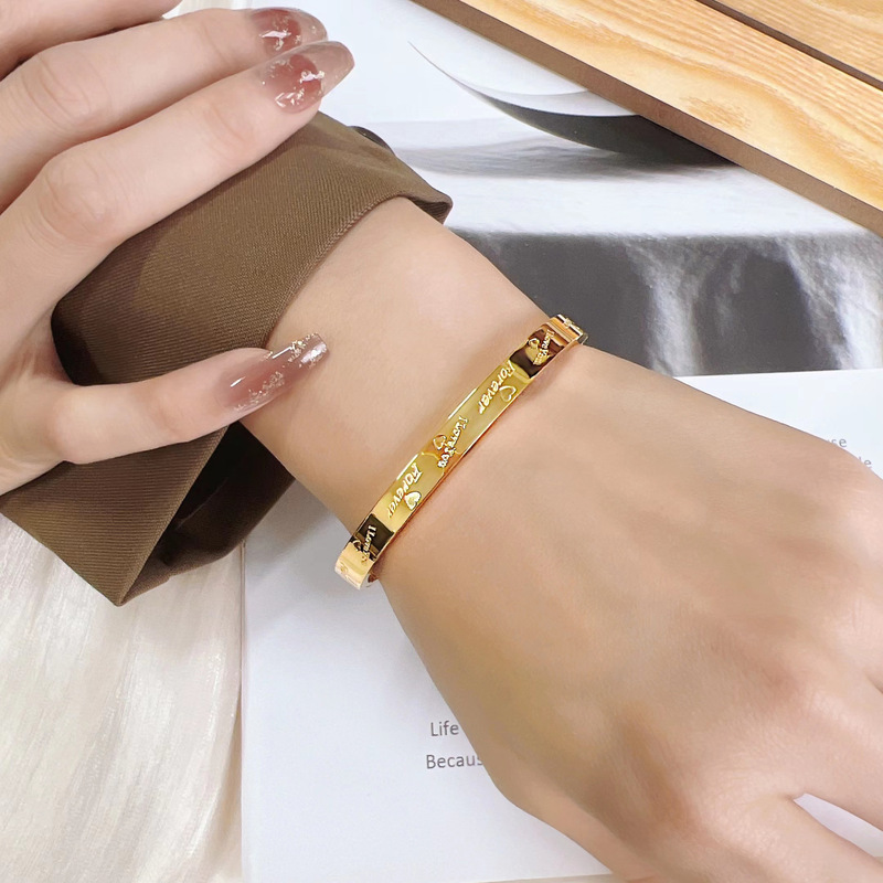 Light Luxury Classic love Forever Bracelet Women's Titanium Steel Couple Bracelet Simple All-match Small Internet Celebrity