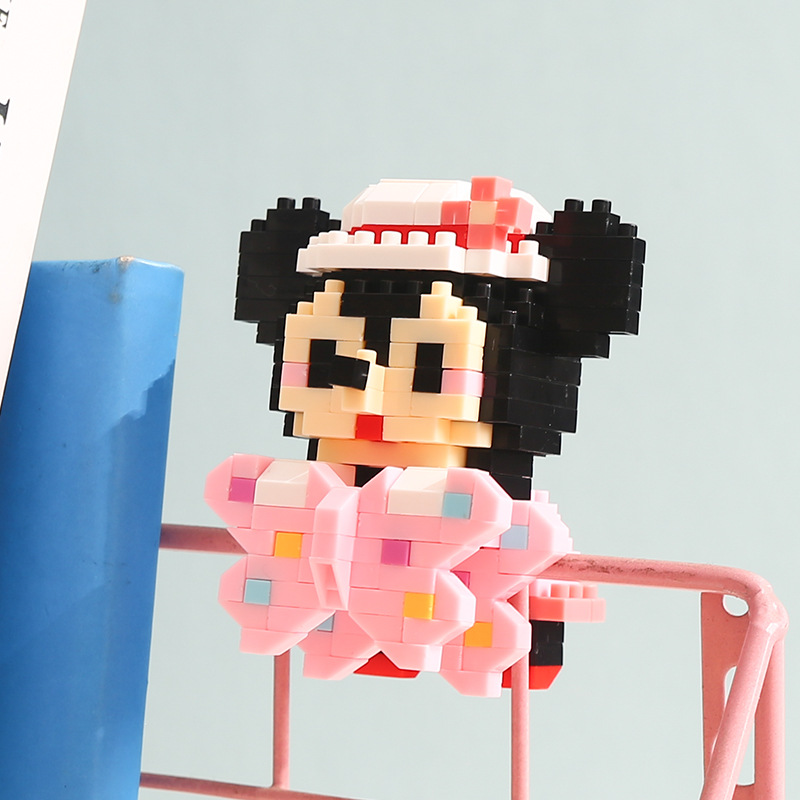 Compatible con LEGO gigante Panda flor azul lindo muñeca de dibujos animados montado bloques construcción juguete para niños puesto caja ciega al por mayor