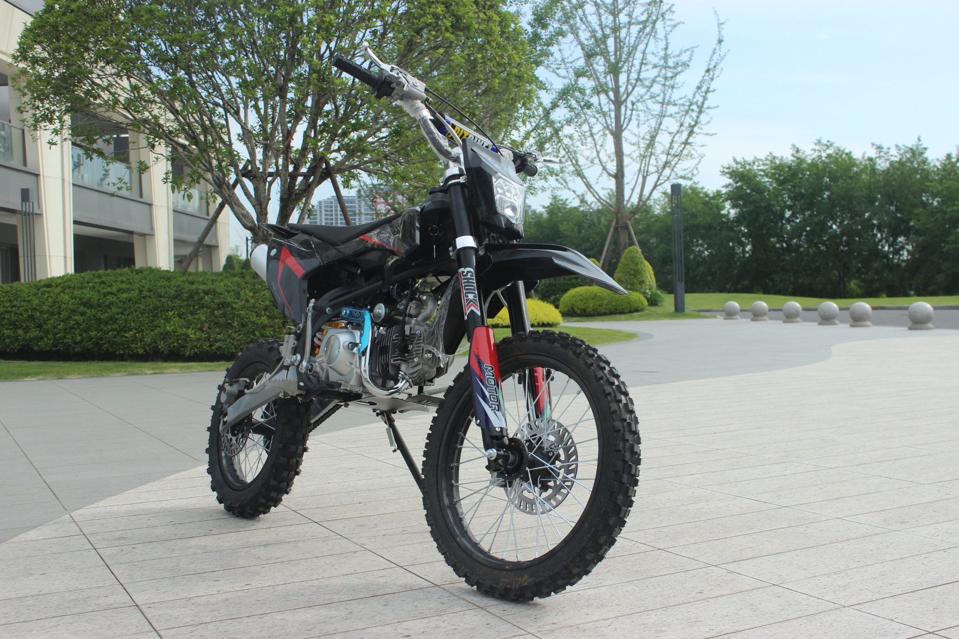 Brand New Off-Road Motorcycle, Mountain Dirt Bike with Reinforced Frame, Professional Motorcycle, 125Cc All-Terrain Motorcycle
